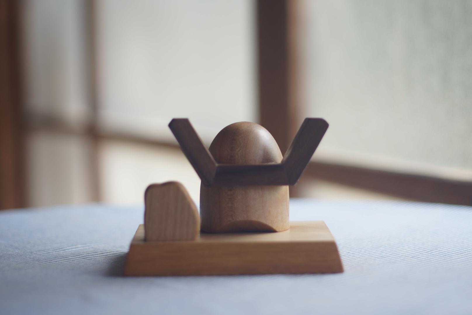 木の兜飾り | 3枚目